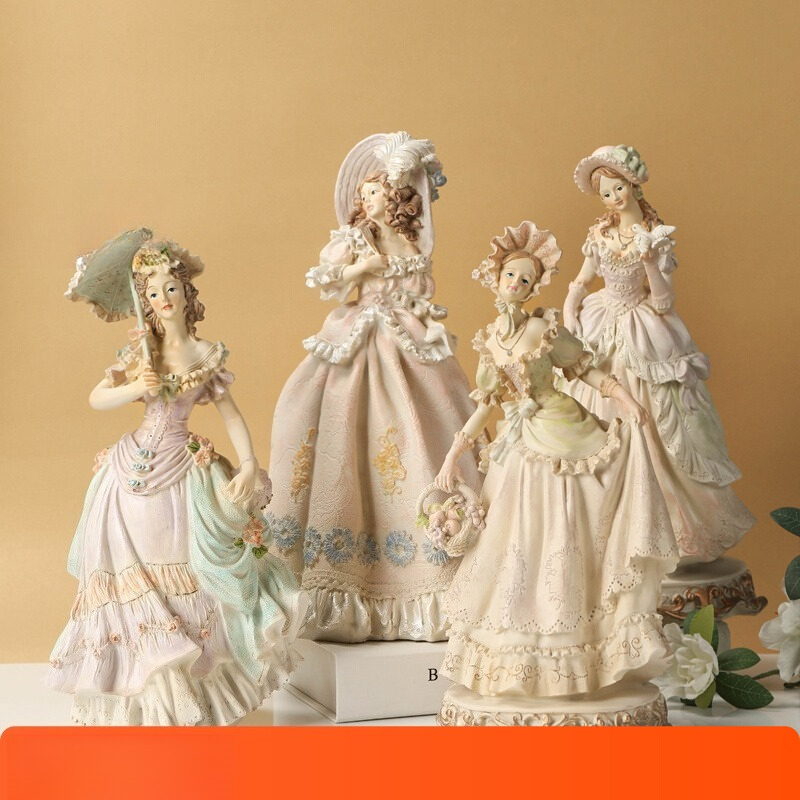 European Style Character Ornam - Nutcracker Figurine ulasan dan harga